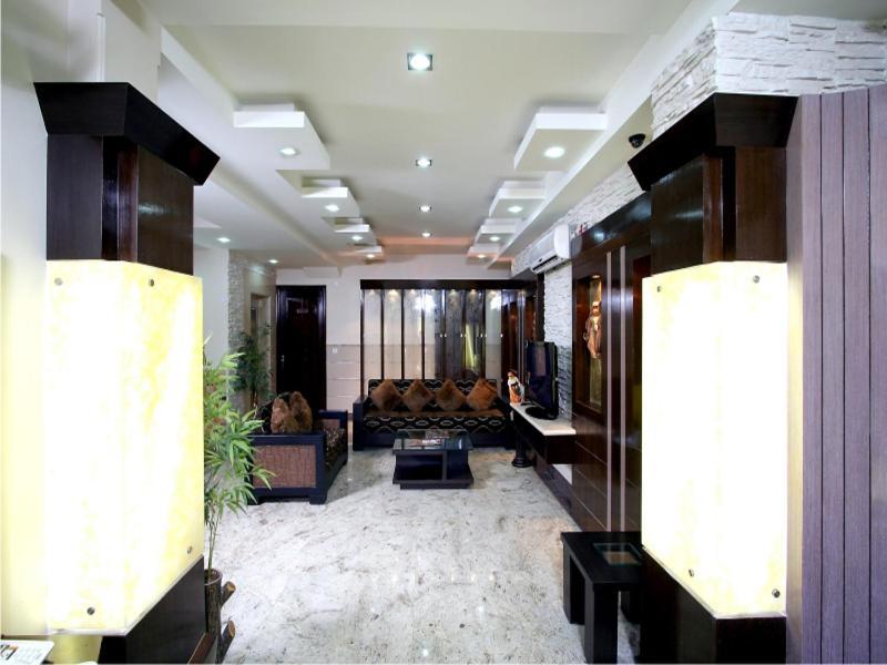 Hotel Tjs Grand Delhi  Interiør billede