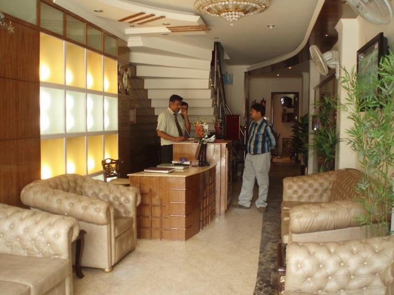 Hotel Tjs Grand Delhi  Interiør billede